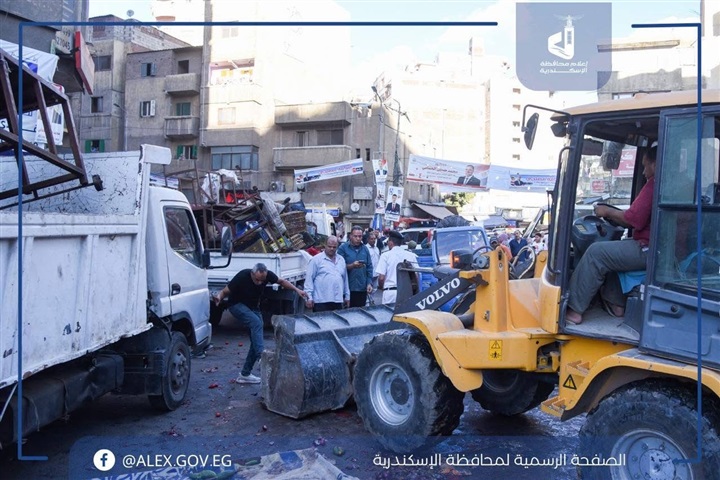 نهاية أسطورة فكهاني الفلكي.. محافظ الإسكندرية يقود حملة مكبرة لرفع الإشغالات 