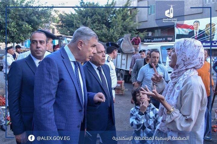 نهاية أسطورة فكهاني الفلكي.. محافظ الإسكندرية يقود حملة مكبرة لرفع الإشغالات 