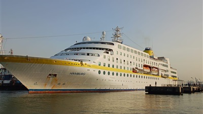 ميناء بورسعيد السياحي يستقبل 364 سائح على متن السفينة السياحية HAMBUR 