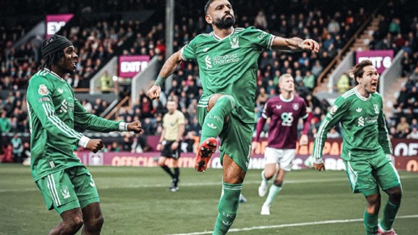محمد صلاح أمام بيرنلي