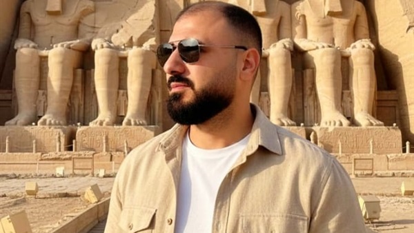 الفنان إبراهيم على