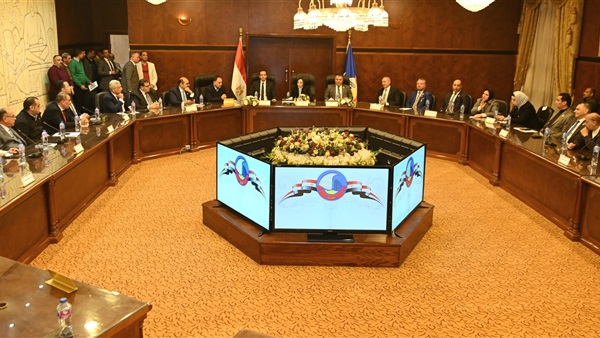 جانب من المتابعة