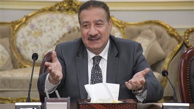 التموين يُحبط تداول ٣٠٠٠ عبوة مشروبات وعصائر مجهولة المصدر داخل مخزن سري بحي المناخ  