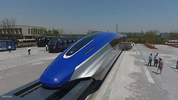 القطار الصيني 