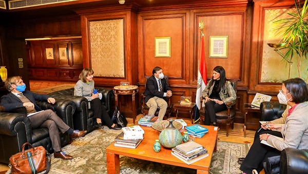 اجتماع الوزيرة