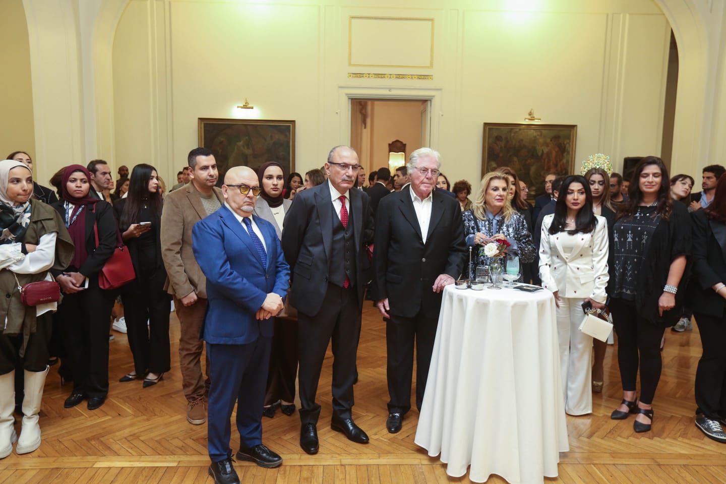 بحضور نجوم الفن..