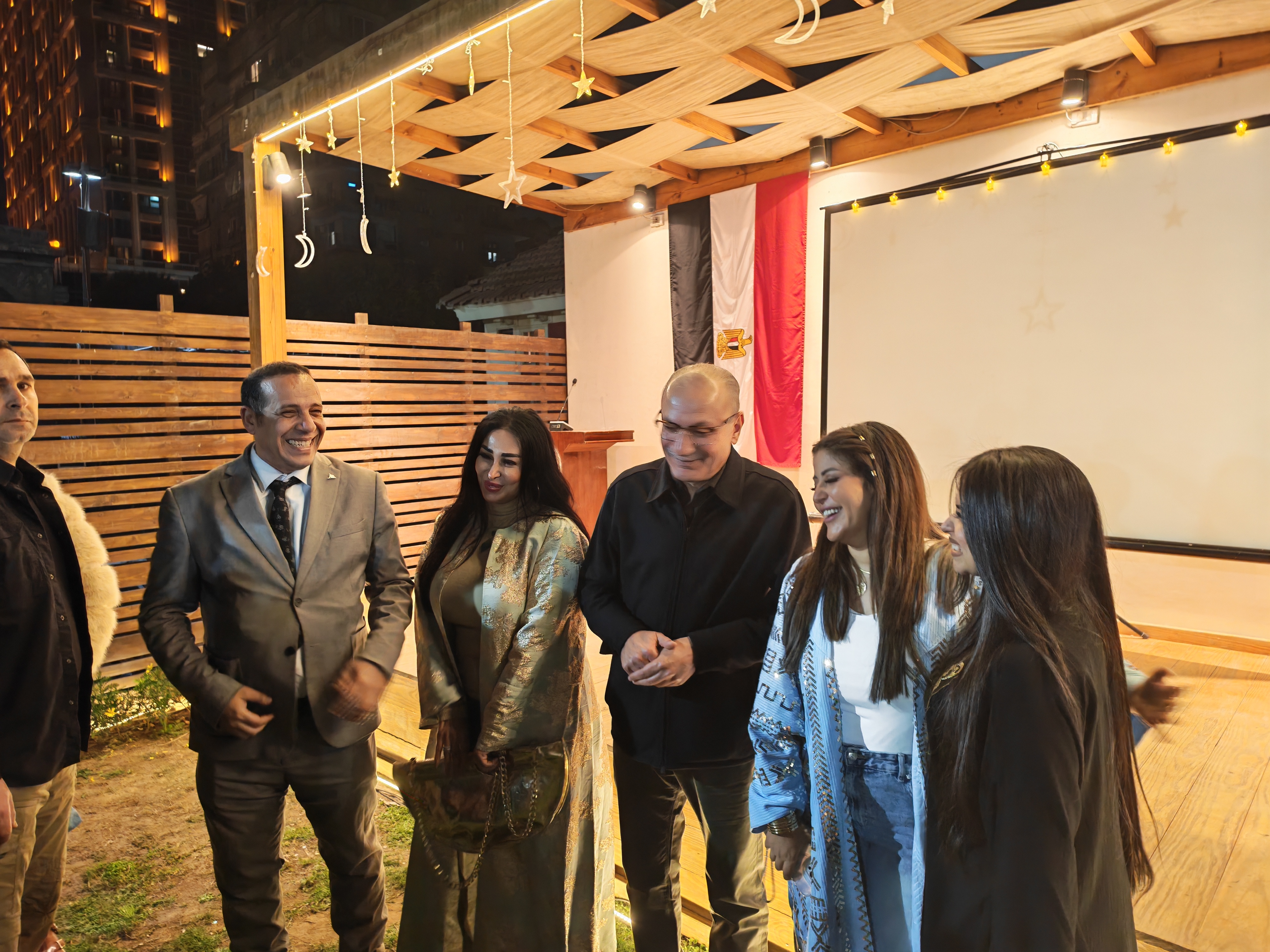 في مأدبة إفطار للأسر