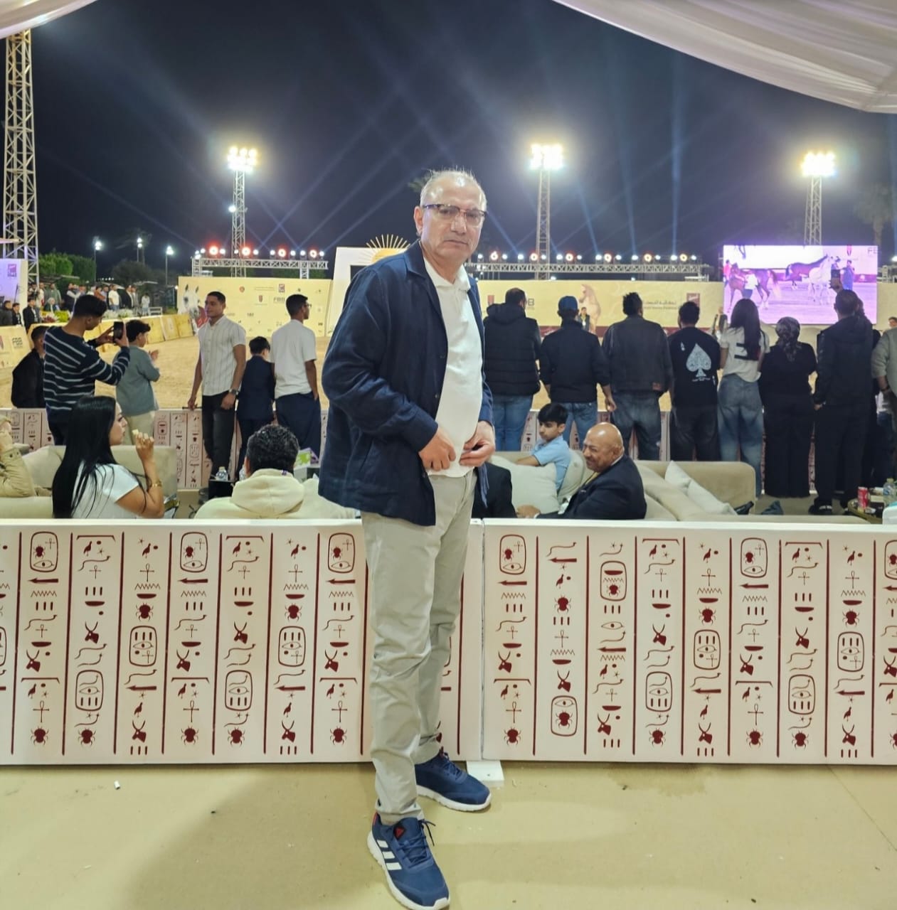 السفير التركي يشيد