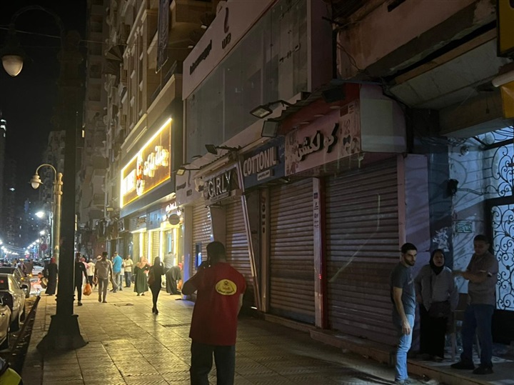 إستغاثة لمحافظ الإسكندرية من تجار شارع خالد بن الوليد بسبب الأضرار الكبيرة التي تترتب على الغلق المبكر للمحال