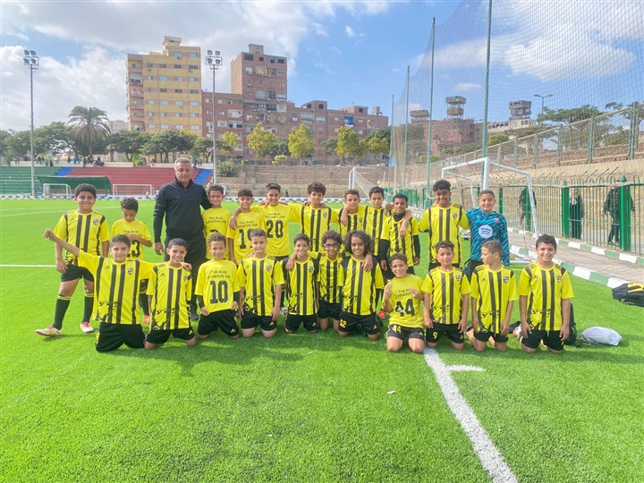 فريق أكاديمية المقاولون العرب مواليد 2014 يواصل تفوقه بفوز ساحق على السكة الحديد بسبعة أهداف نظيفة بقيادة المخضرم أبوالسعود