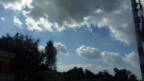 سحب وأمطار رعدية