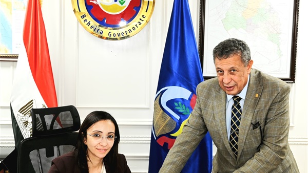 محافظ البحيرة تعتمد