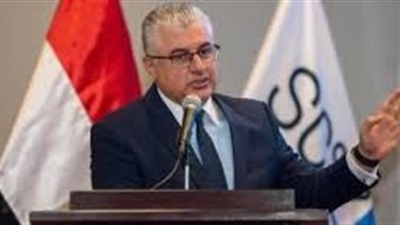 رئيس اقتصادية قناة السويس: الاستثمارات بالمنطقة ترتفع 7 أضعاف آخر 3 سنوات 