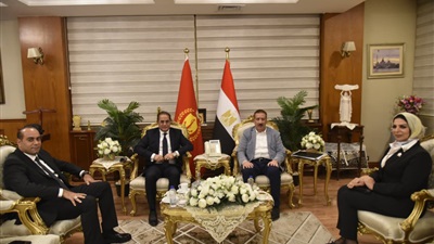 محافظ بورسعيد يستقبل عددٱ من أعضاء مجلس النواب 