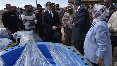 محافظ بورسعيد يتابع سير العمل في مشروع رفع كفاءة محطة المياه العكرة بالقنطرة غرب 