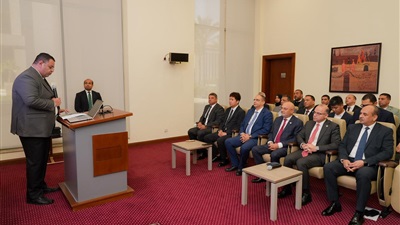 وزير الاستثمار والتجارة الخارجية يُسلم رخص ذهبية لـ 8 مشروعات مصرية وأجنبية وعربية 