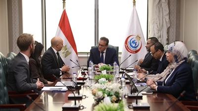 وزير الصحة يبحث مع شركة لوريال مصر تعزيز التعاون في الصحة الجلدية وإطالة العمر الصحي 