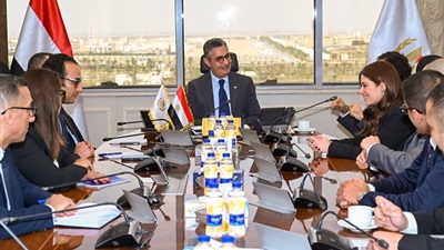 وزير التموين يبحث مع رئيس الشرق الأوسط وإفريقيا لشركة مايكروسوفت العالمية سبل تعزيز التحول الرقمي وتطوير منظومة الخدمات التموينية 