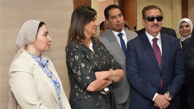 محافظ بورسعيد ورئيس الرعاية الصحية ورئيسة الأمانة الفنية للتحالف الوطني مستشفى الصحة النفسية  