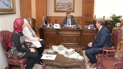 محافظ ورسعيد يستقبل وفد من مؤسسة “حياة كريمة” لبحث سبل التعاون المشترك  