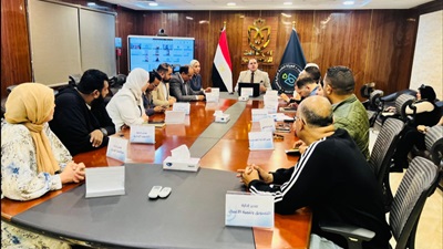 مديرالرعاية الصحية ببورسعيد يترأس اجتماع غرفة طوارئ العمل عن بُعد  