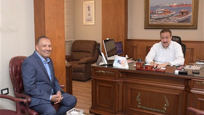 محافظ بورسعيد يستقبل رئيس مجلس إدارة شركة الغازات الصناعية بالجنوب  