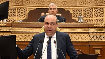 وزير الطيران المدني: مطار القاهرة يقترب من العالمية.. مبنى الركاب الجديد يرفع الطاقة الاستيعابية إلى أكثر من 60 مليون مسافر سنويًا 