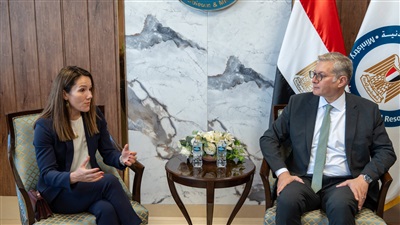 وزير البترول والثروة المعدنية يبحث مع بي بي البريطانية التقدم في حفر آبار جديدة للغاز الطبيعي  