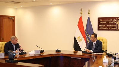 وزير الاتصالات يبحث مع الشعبة العامة للاقتصاد الرقمي والتكنولوجيا تعزيز التعاون  