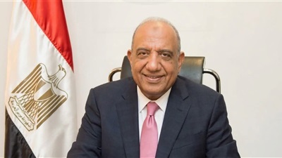 وزير الكهرباء: التواصل المباشر مع المشترك وسرعة الاستجابة لشكواه.. والمنصة الإلكترونية تقدم 29 خدمة كهربائية 