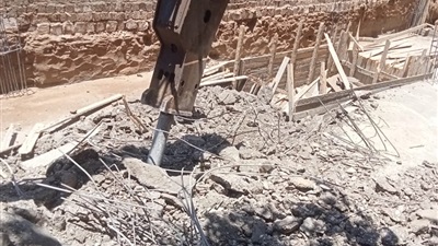 إزالة 11 حالة تعدي على أراضي زراعية وبناء مخالف في أسيوط 