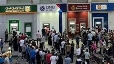 ضخ كميات من الكاش لماكينات الصراف الآلى لتلبية احتياجات المواطنين فى العيد 
