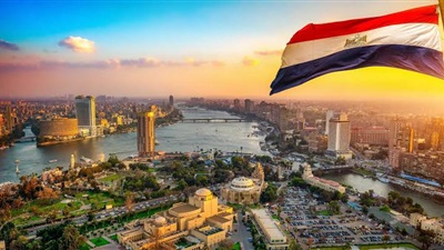 مصر تدين استهداف الكويت والبحرين وتؤكد تضامنها الكامل معهما 