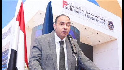 رئيس هيئة الرقابة المالية يصدر قرارًا لتيسير اعتماد عقود التأمين الجماعي 