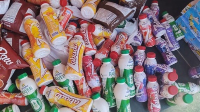 محافظ أسيوط: ضبط 2700 عبوة وقطعة أغذية ومشروبات «فاسدة» بمركز ديروط  