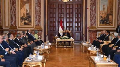 رئيس الشيوخ يؤكد للسفراء الجدد: الدبلوماسية المصرية خط الدفاع الأول عن مصالح الوطن 