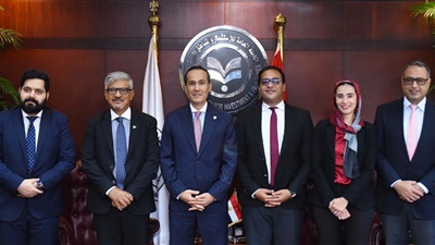 الرئيس التنفيذي للهيئة العامة للاستثمار والمناطق الحرة وسفير جمهورية باكستان لدى مصر يبحثان سبل تعزيز التعاون الاستثماري بين البلدين 