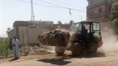 محافظ أسيوط:رفع 193 طنًا من المخلفات خلال حملات نظافة مكثفة بمدينة صدفا والقرى التابعة 