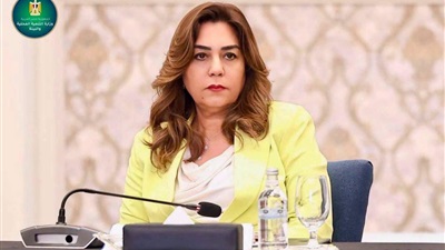 وزيرة التنمية المحلية: حملة مكبرة على عدد من الكافتيريات بكورنيش الإسكندرية.. وضبط طائر فلامنجو 