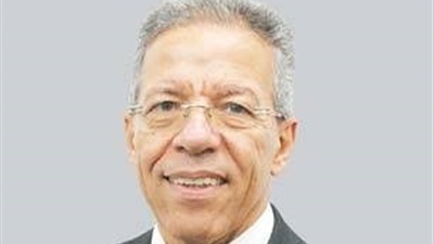 نقيب الأطباء يطالب بوقف القبول في كليات الطب التي لا تمتلك مستشفى جامعيا 