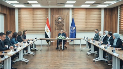 رئيس هيئة الدواء يبحث مع شركة «نوفارتس» توطين الصناعات الحيوية وتعزيز إتاحة العلاجات المبتكرة 
