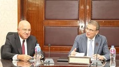 وزير الزراعة يبحث مع رئيس اتحاد الصناعات التوسع في نماذج القرية المنتجة بالريف 