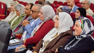 مديرتعليم بورسعيد:مسئولية خطة التطوير تطال جميع المعنيين وعليهم العمل بروح الفريق لتحقيق الأهداف    