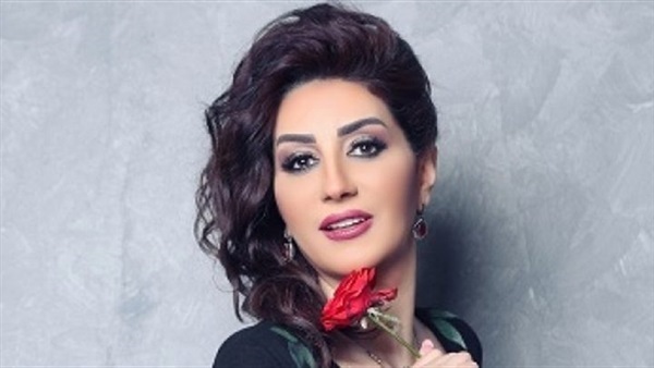 وفاء عامر